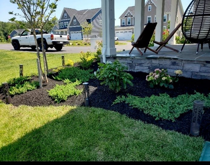 mulch and pruner