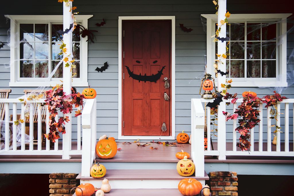 Halloween Decoration Ideas & Tips