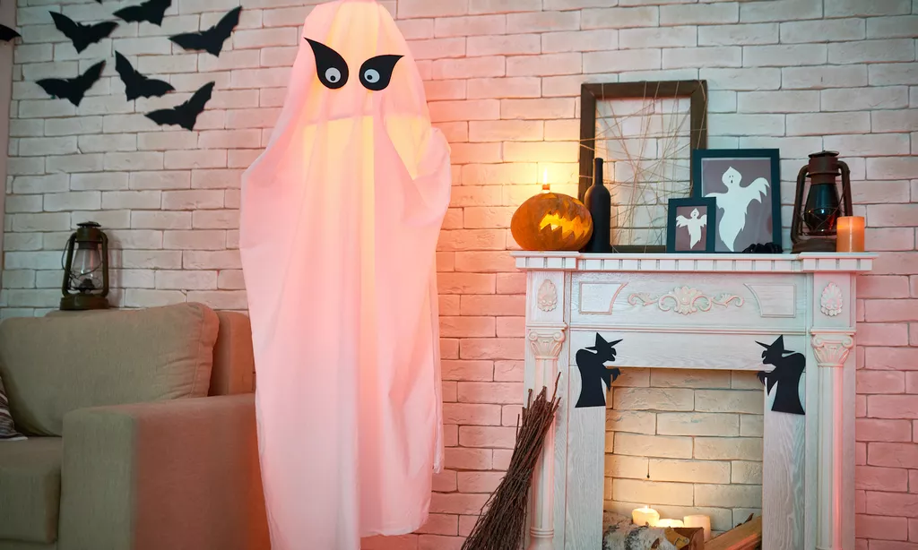 indoor halloween decor ghost