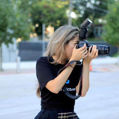 Avatar for Candidly - Your Neighborhood Photographer - Indy