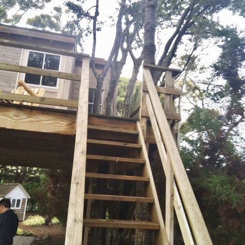 demo of stairs for tree house bridge