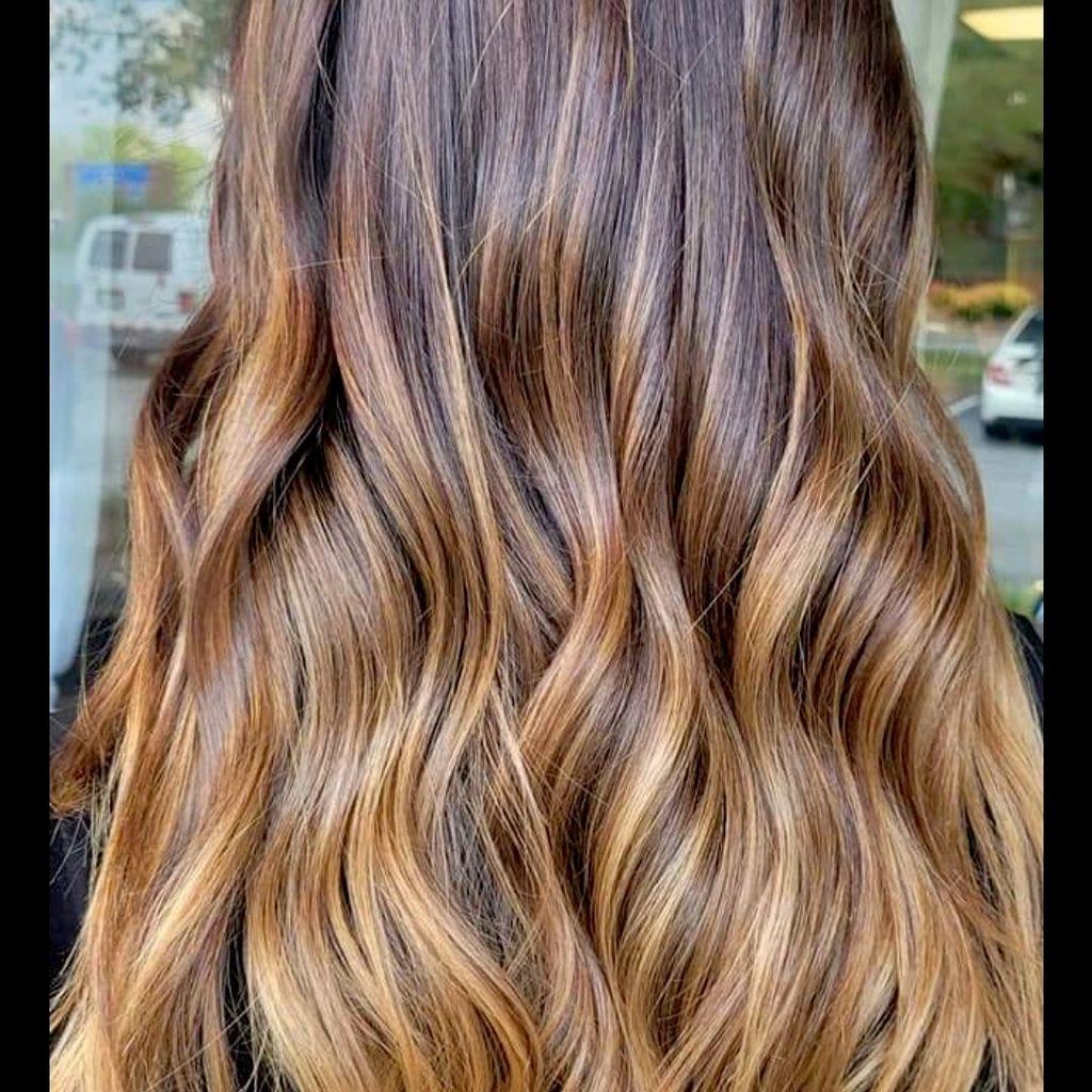 Margie Salon