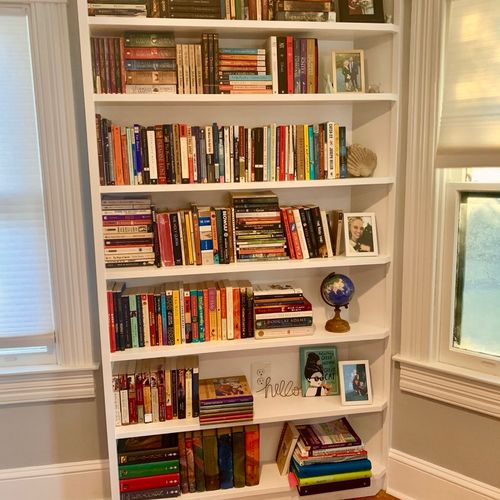 My custom bookshelf is perfect, Aryah’s work is de