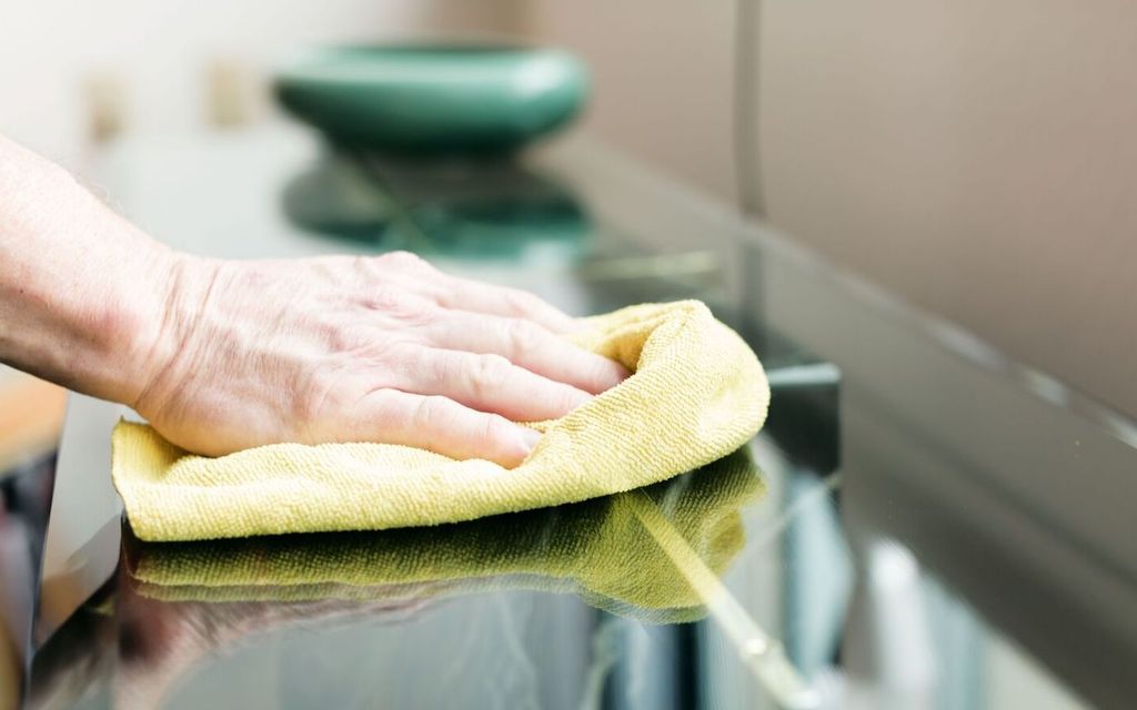 Dos and don'ts of house cleaning.