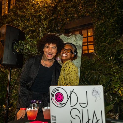 It’s always a great time when Shai is the DJ! Awes