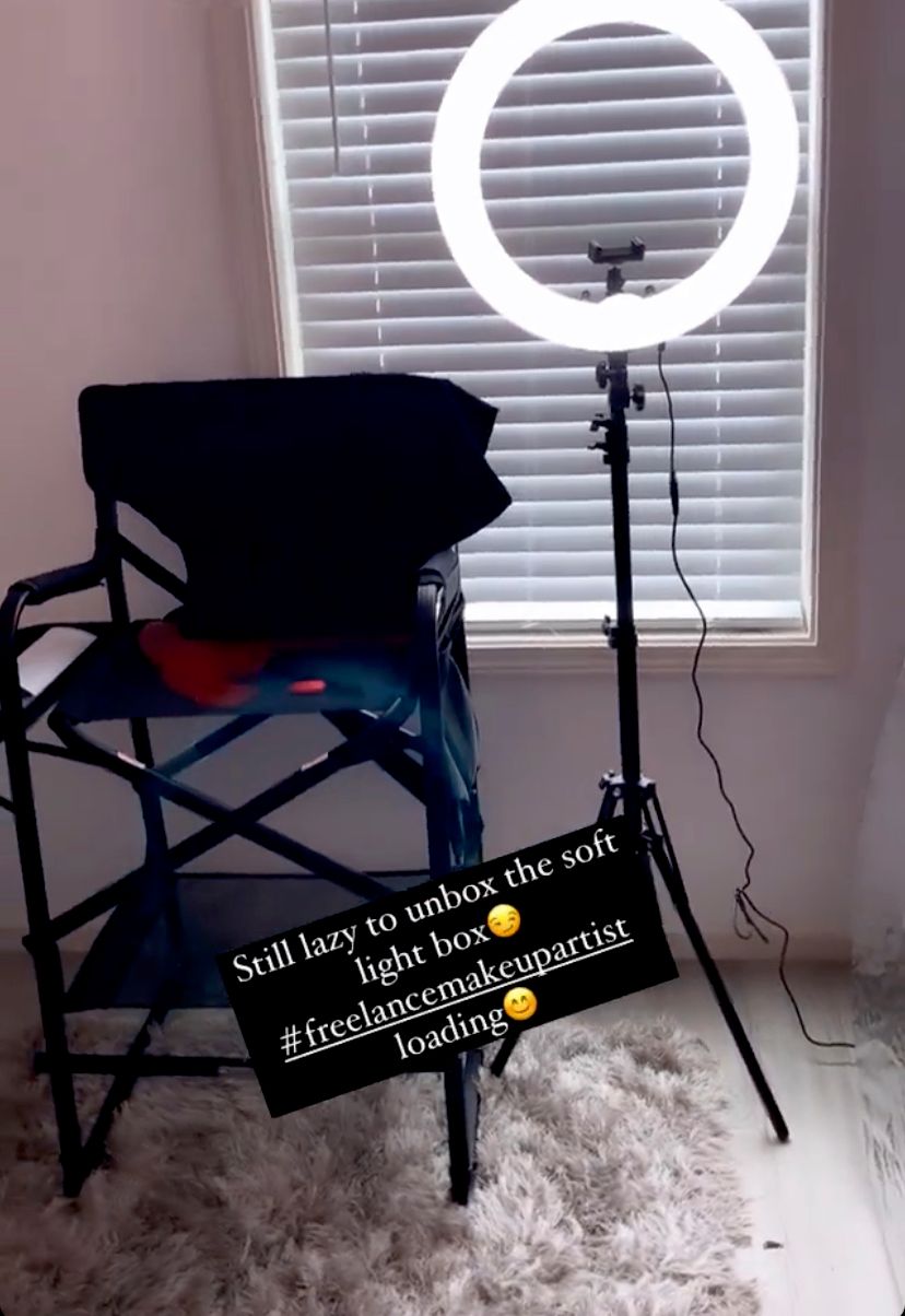 Makeup chair