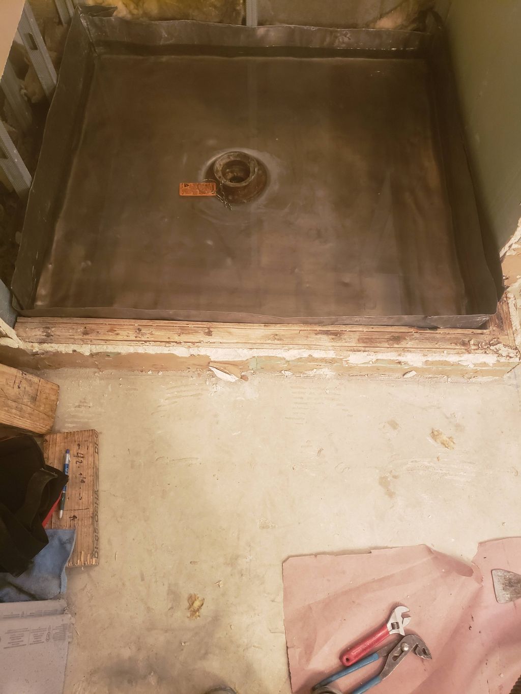 led pan for shower 