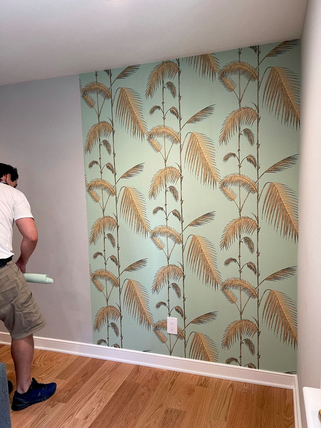 Wallpaper Installation or Repair