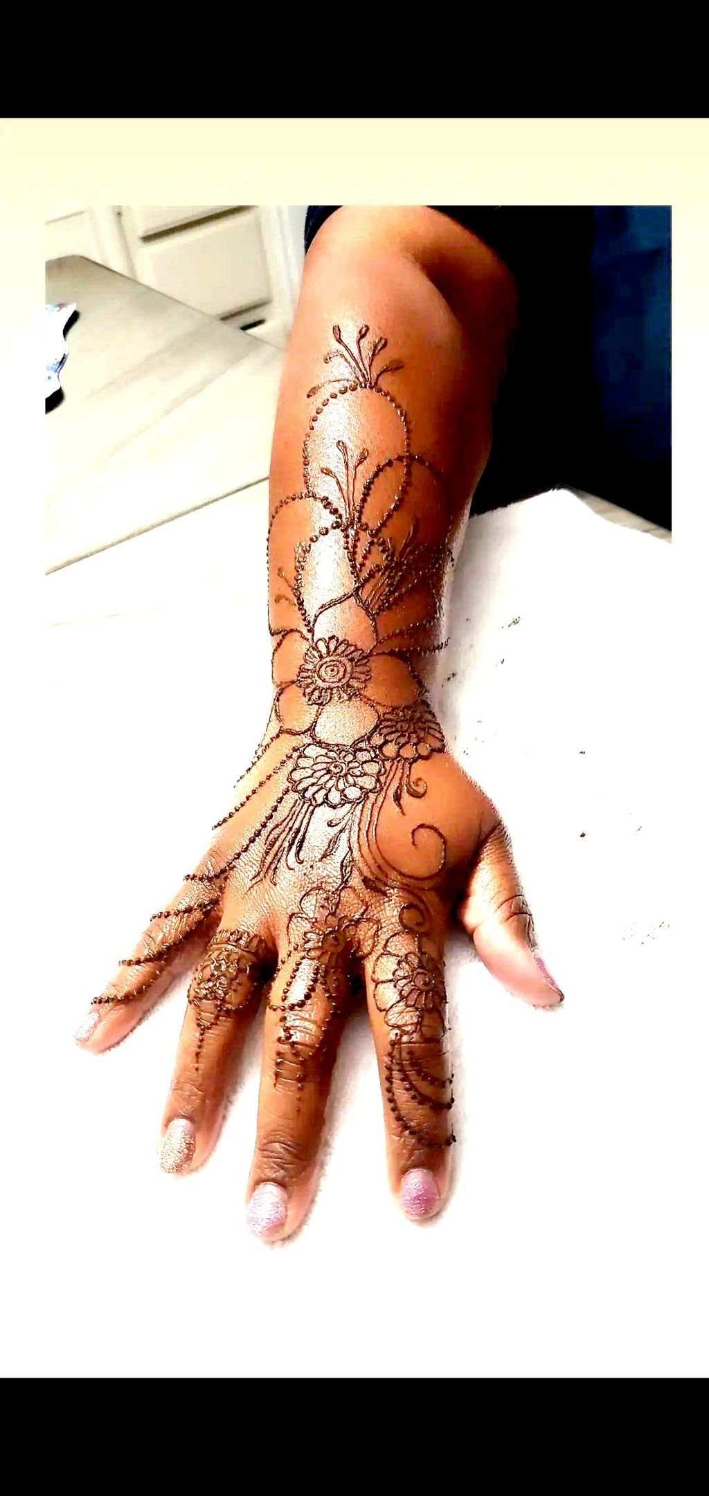 Henna Tattooing