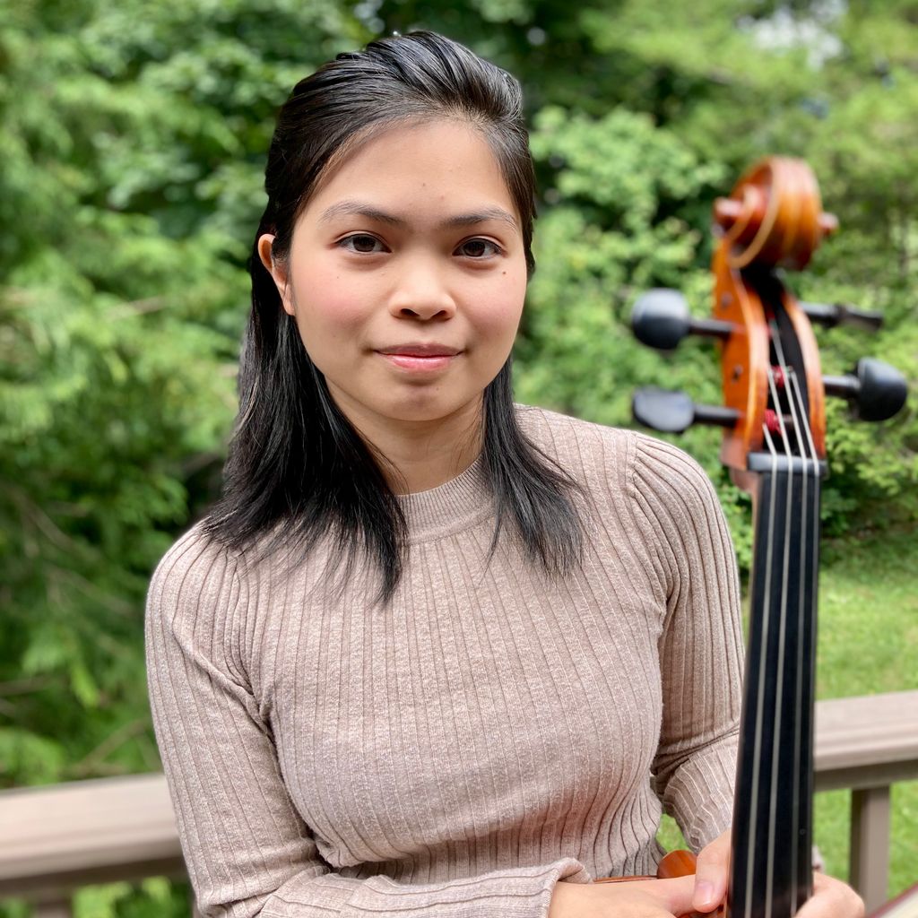 Isabella P. Cello Lessons: Online and In-Person