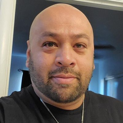 Avatar for Sal Gomez