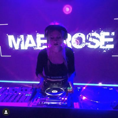 Avatar for Mae Rose