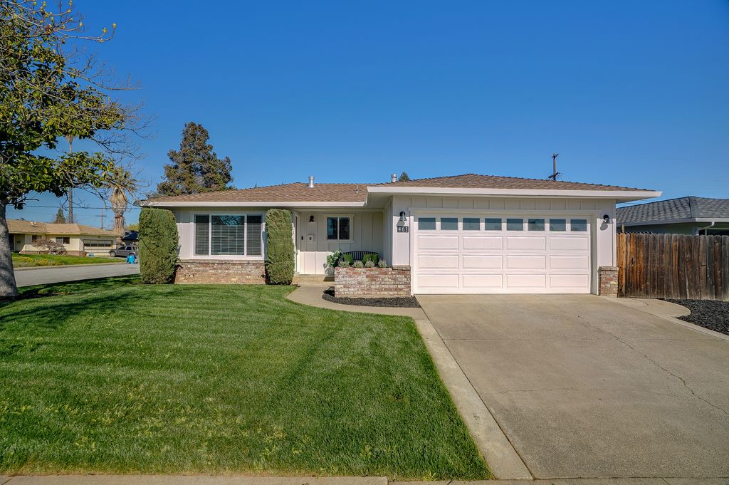 461 Welburn Ave, Gilroy CA