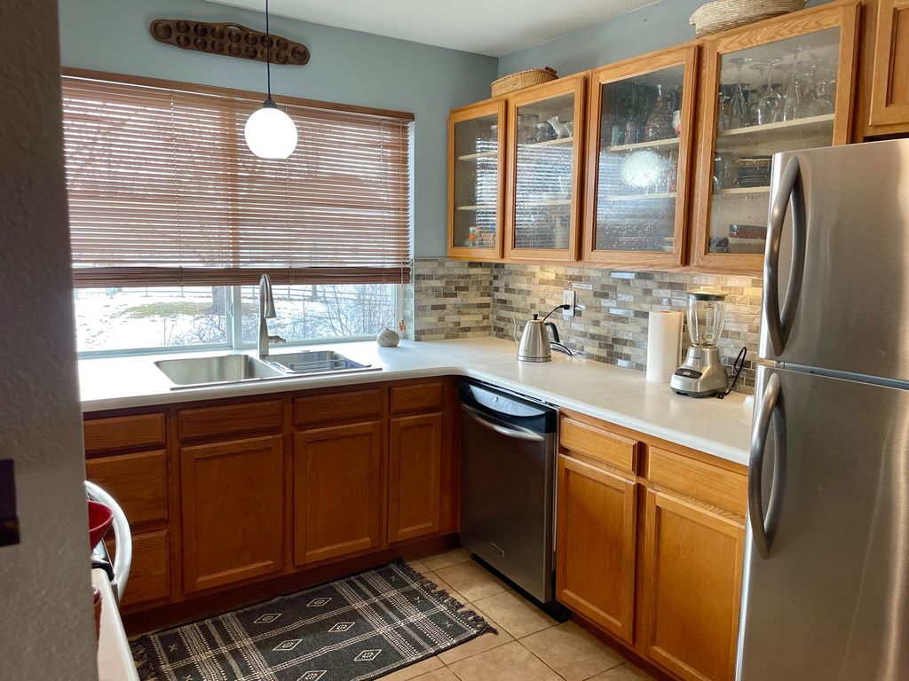 I am very happy with the new kitchen backsplash an