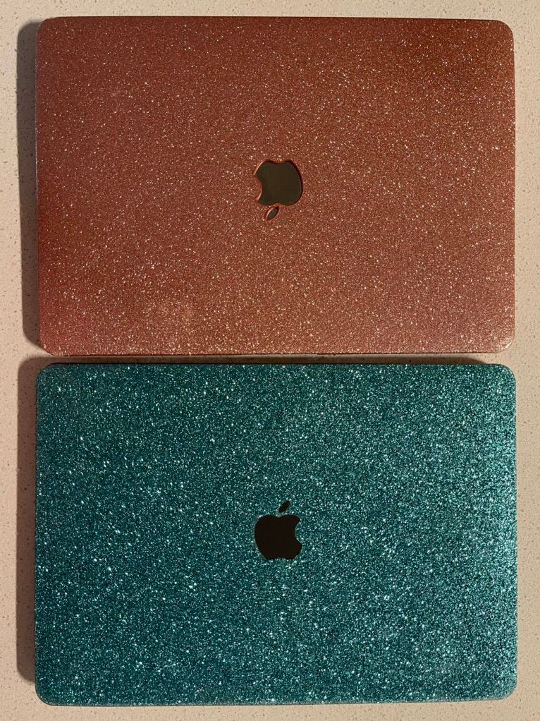 I’m a Mac gal! How about you? 
Don’t worry, I’m al