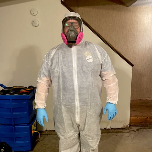 PPE used during mold jobs