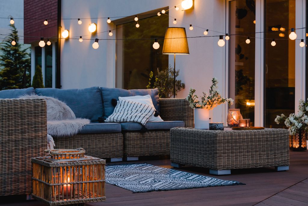 backyard string lights patio