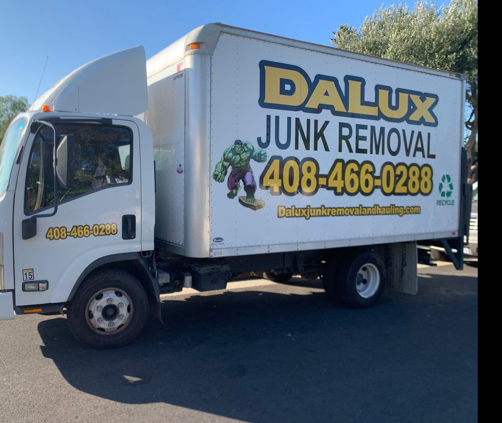 Dalux Junk Removal and Hauling