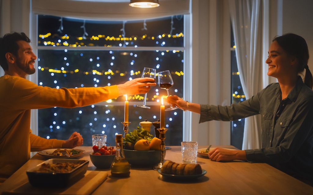 9 tips for a romantic date night at home: no reservation required.