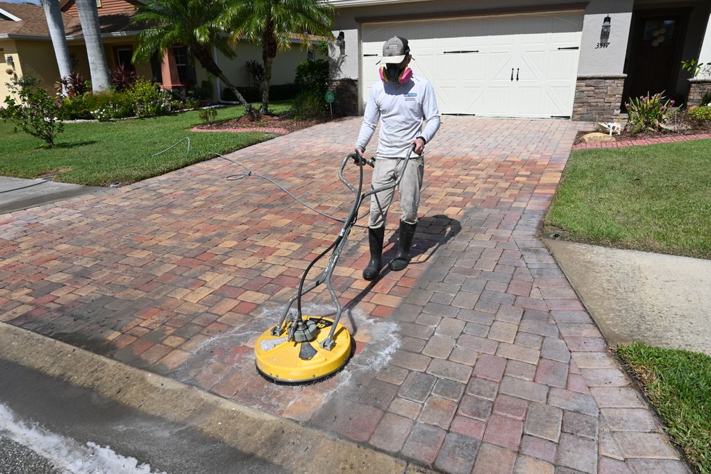 We can strip your old failed sealer from your pave