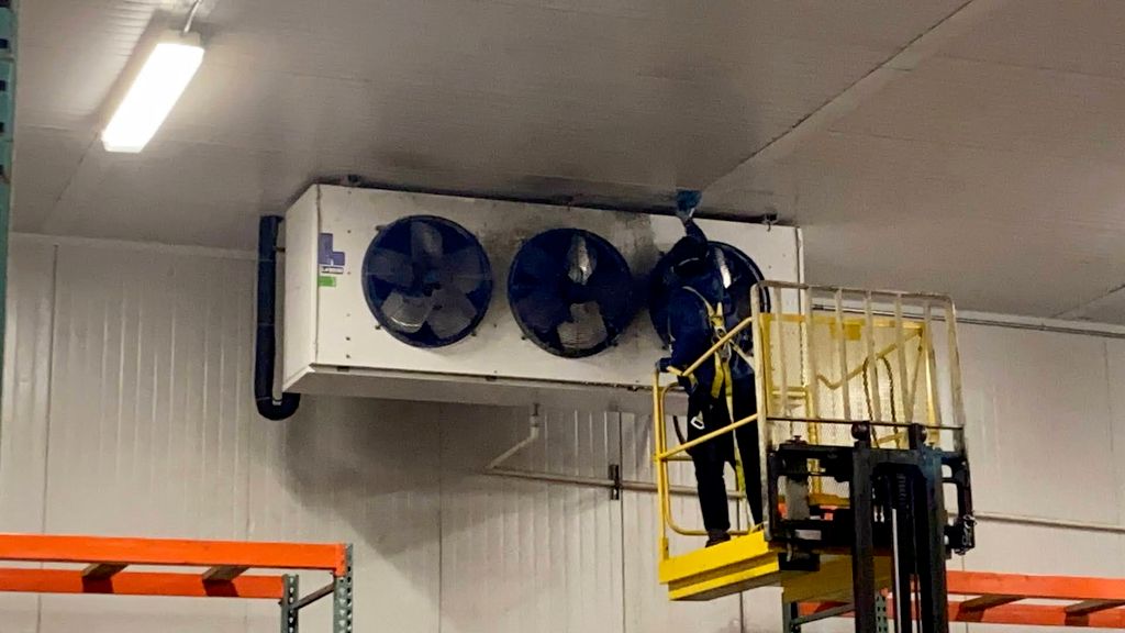 Industrial walk in freezer repair