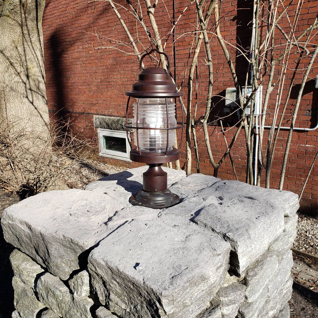 rock wall light