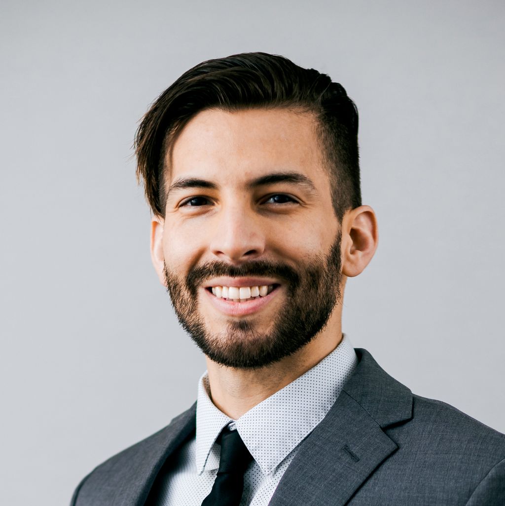 Nic Aguirre, Hypnotherapist