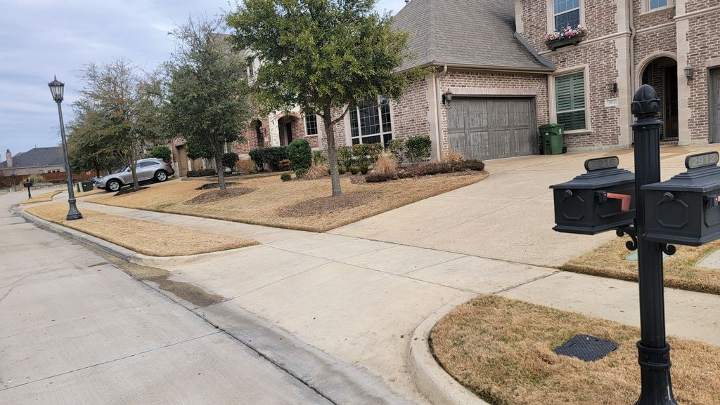 Satisfied customers- Lawn Maintenance 
