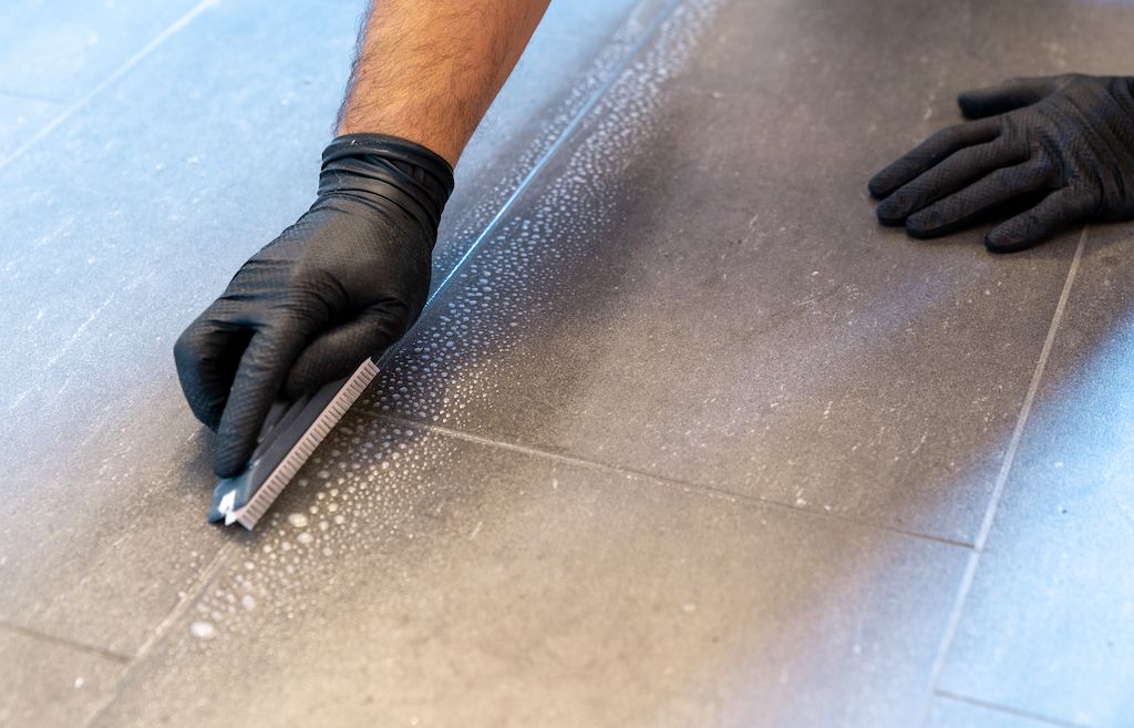 how to clean tile floor grout