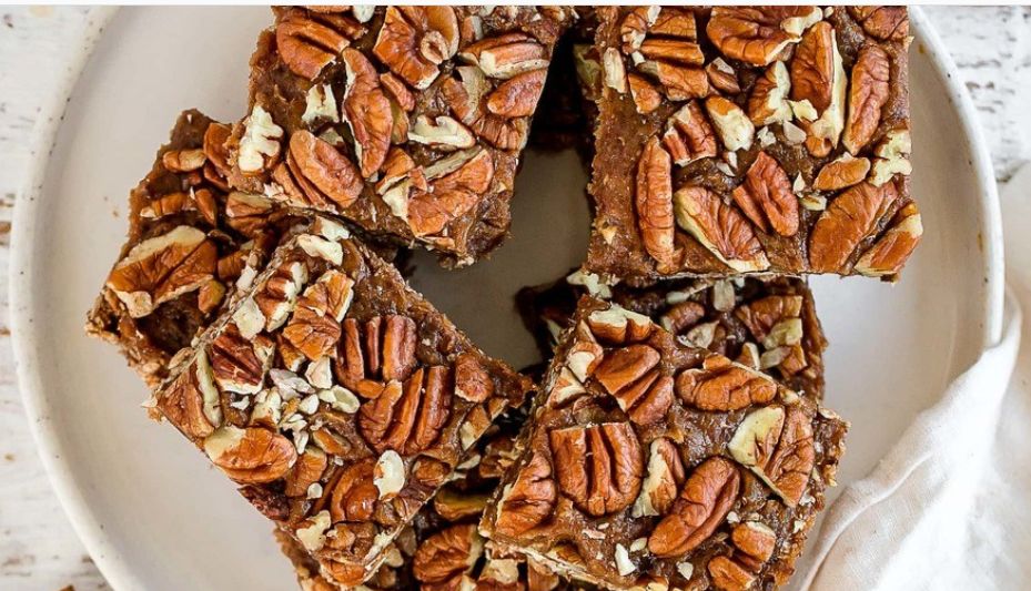 Pecan Maple bars quick and easy recipe.