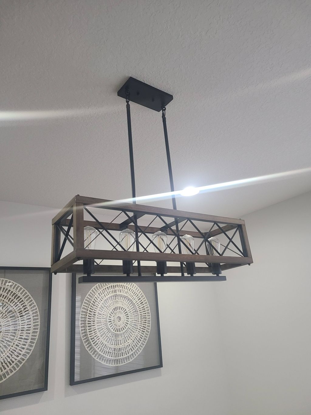 Light fixture installation 