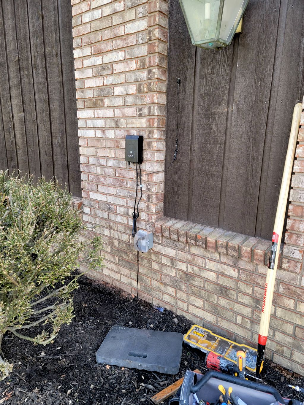 Install outdoor landscape lightings, new outlet an