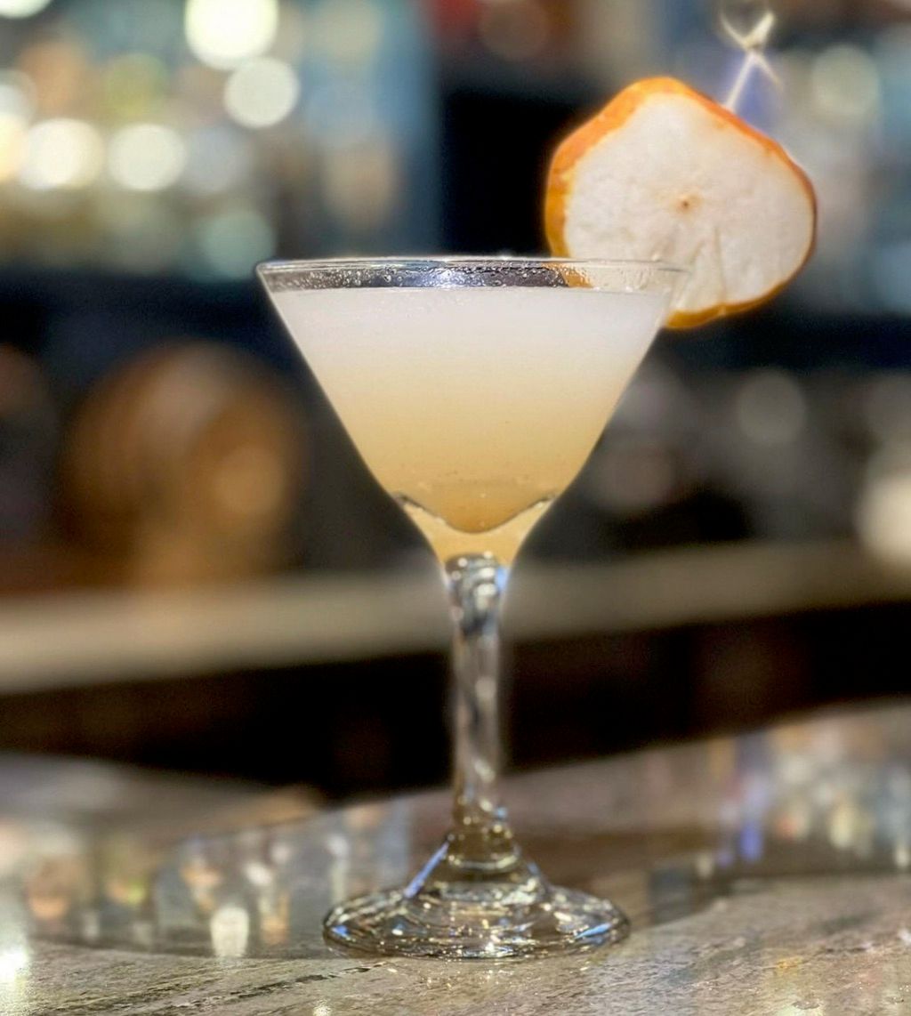 Pear martini 🤌 