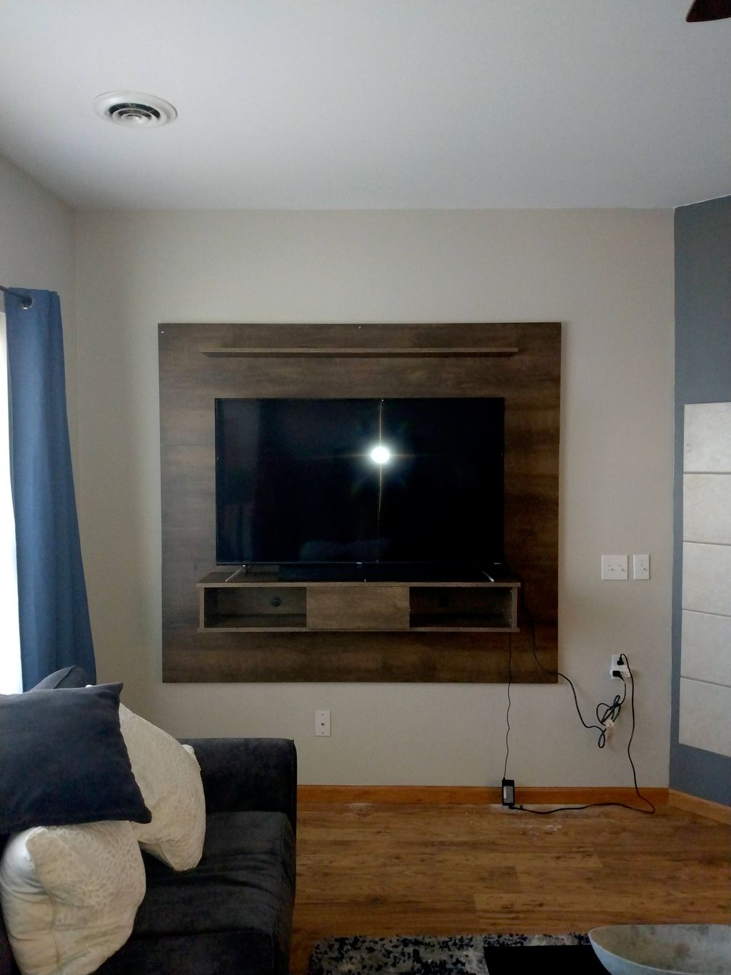 wall mounted TV stand