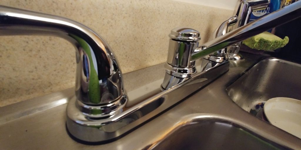 Kitchen faucet install | Handyman