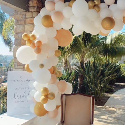 My balloon arch was EVERYTHING I wanted it to be! 