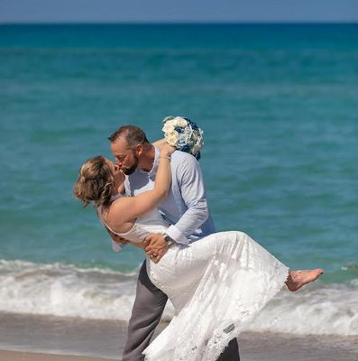 Avatar for Barbara Pinker Wedding Officiant