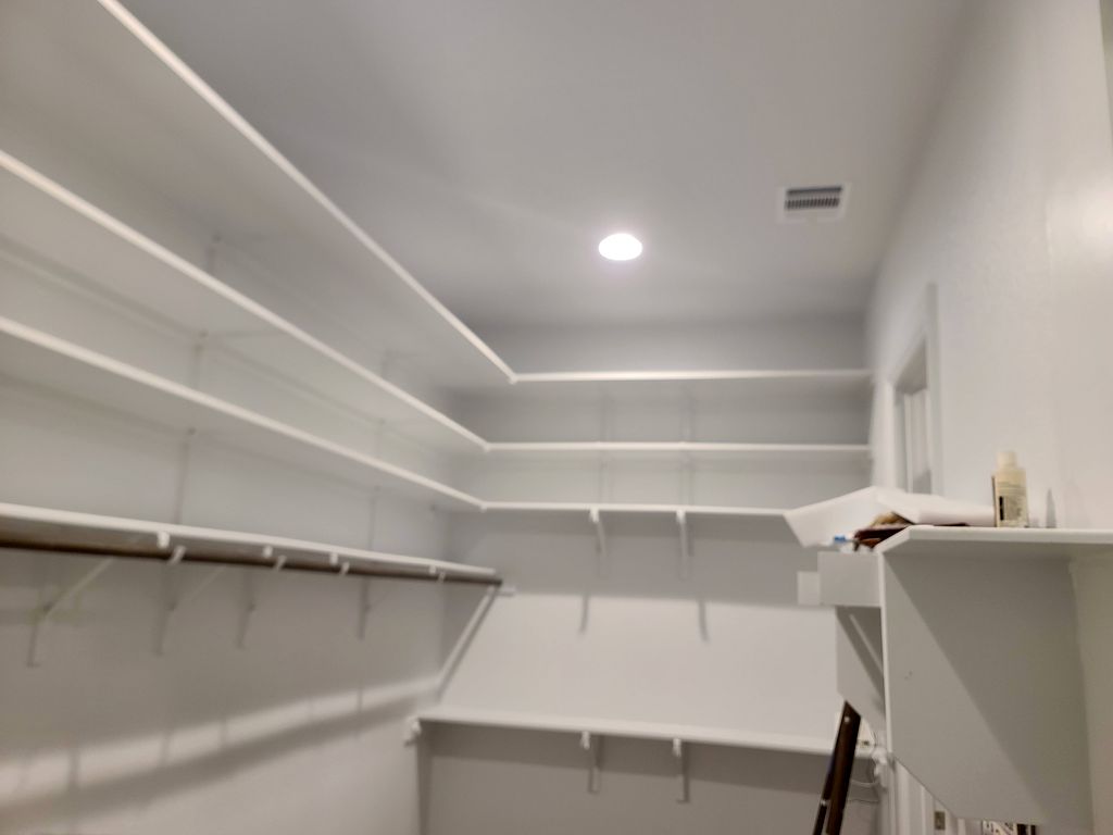 New closet shelves After 
