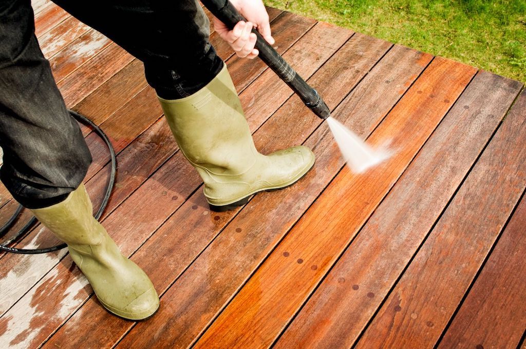 cleaning before deck staining