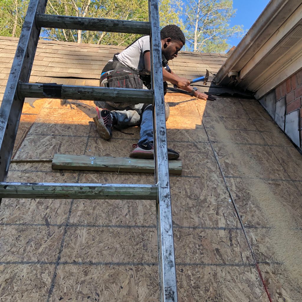 JR Professional Roofing repair & Gutter cleaning