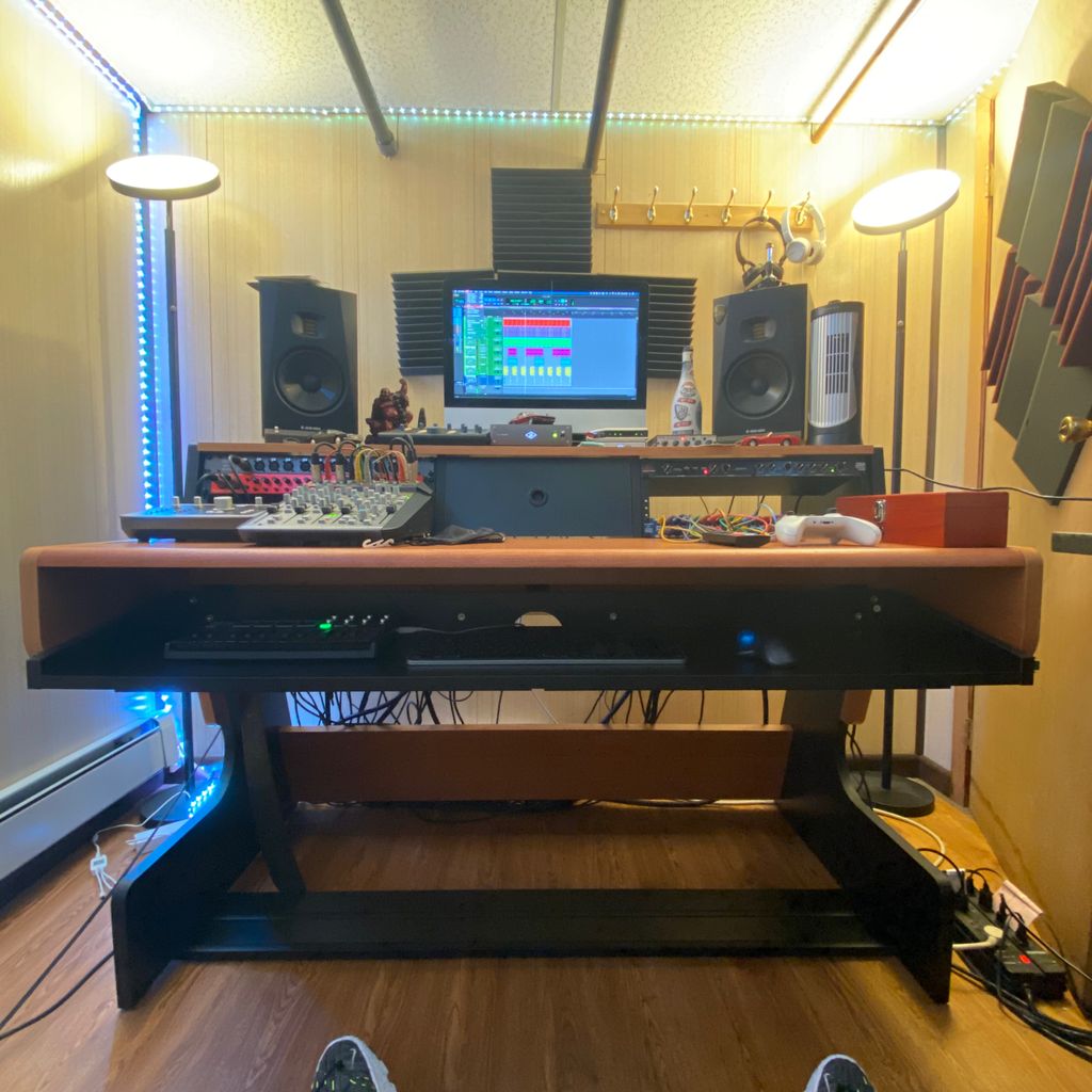 Bumpy’s Room Studio