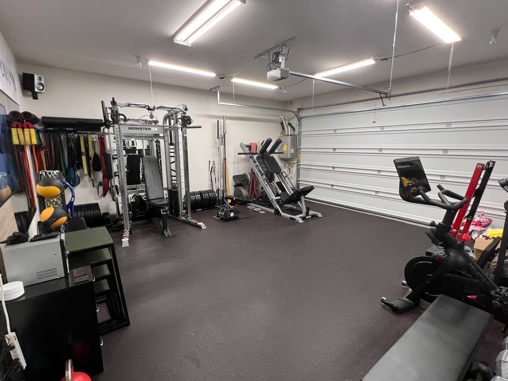 ELITE CONDITIONING Garage Studio