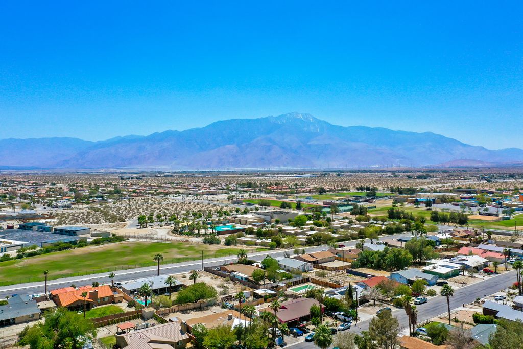 65925 6th Towards Mt San Jacinto