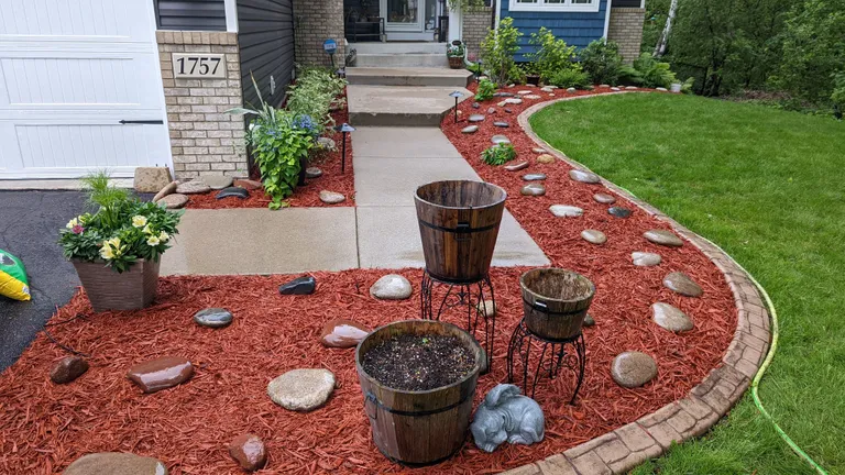 low maintenance landscaping idea: use decorative mulch in yard