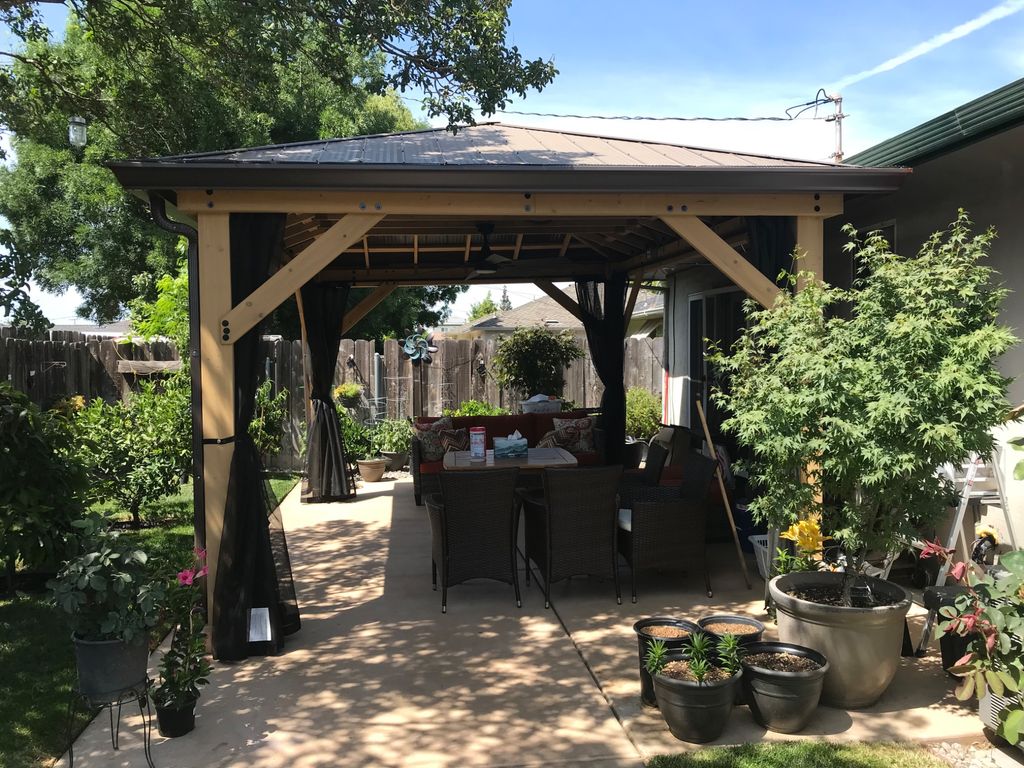 R P seamless rain gutters - Sacramento, CA