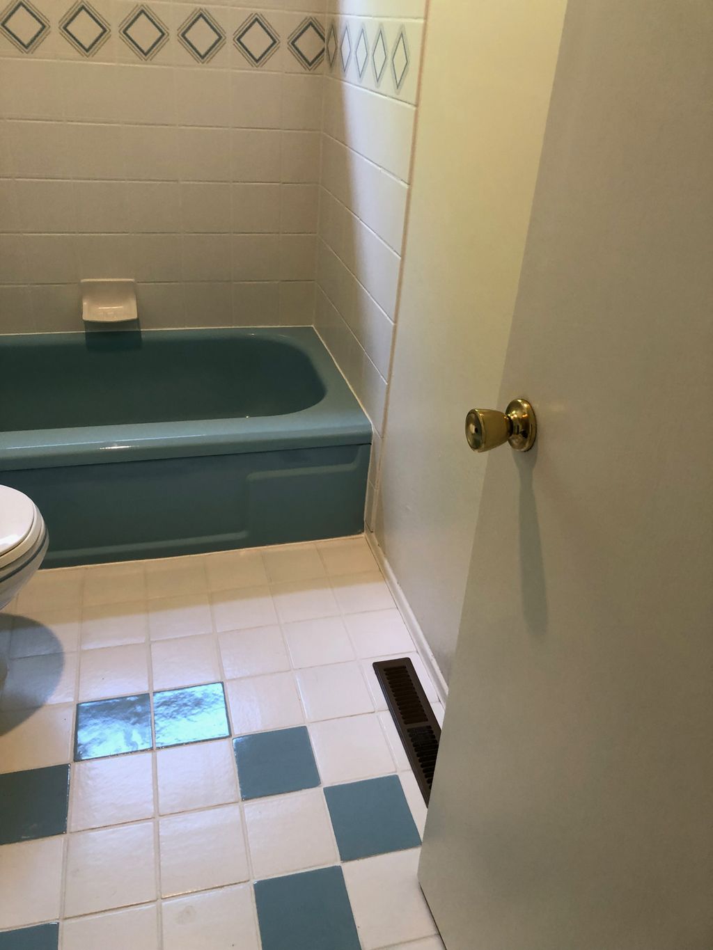 Orinda bathroom before