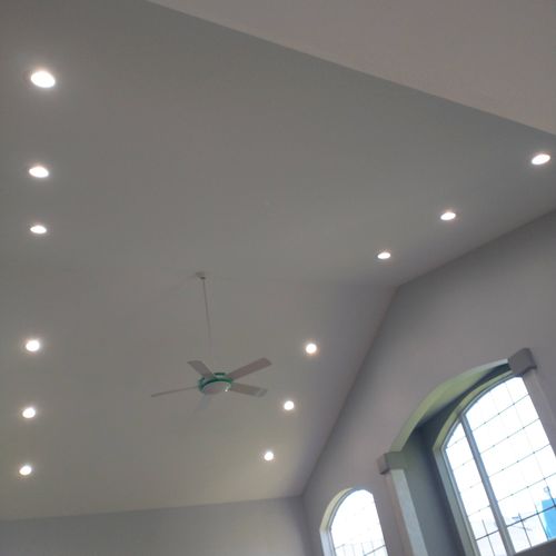 12 recessed lights in an 18' ceiling 