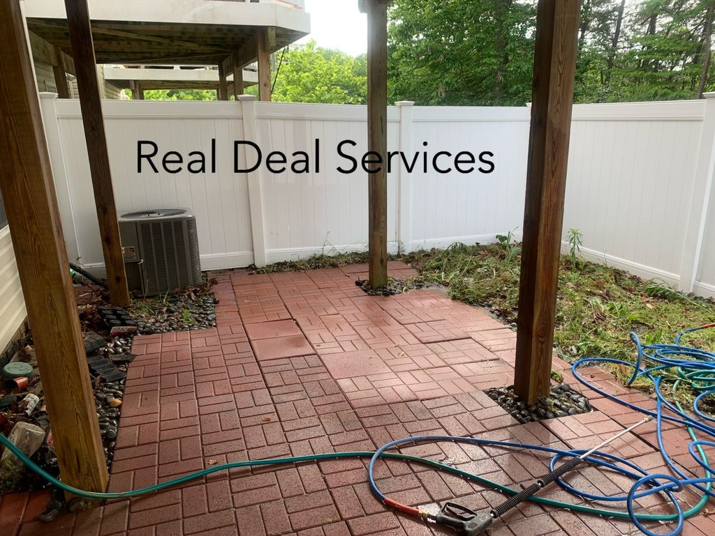 Pressure Washing Patio (After)