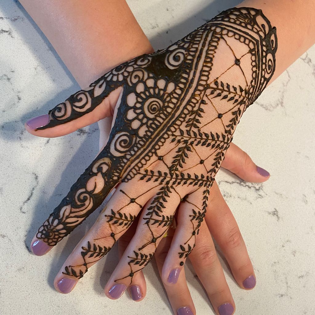 Henna By Heera