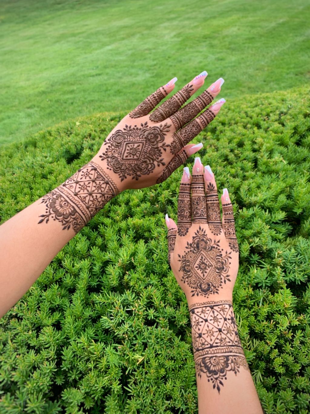 Henna Tattooing